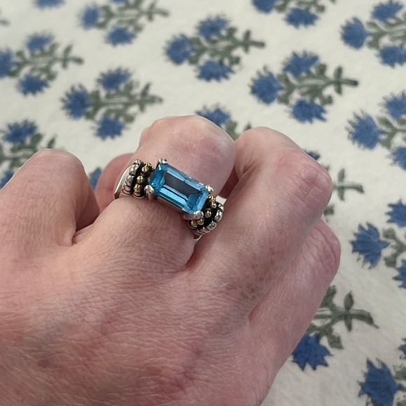 Lagos Blue Topaz Caviar Sterling Silver & 18K Yellow Gold Ring Size 7 - Picture 2 of 16